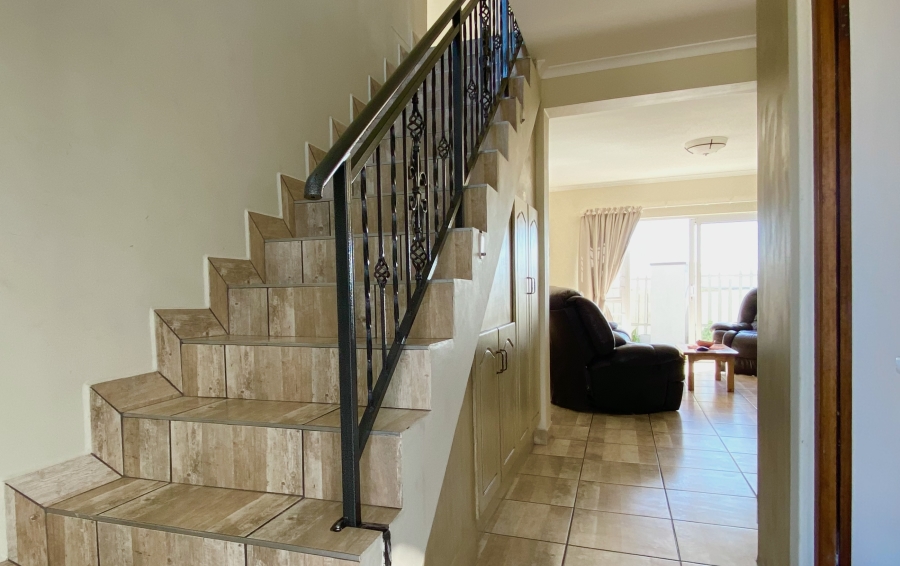 3 Bedroom Property for Sale in Laaiplek Western Cape